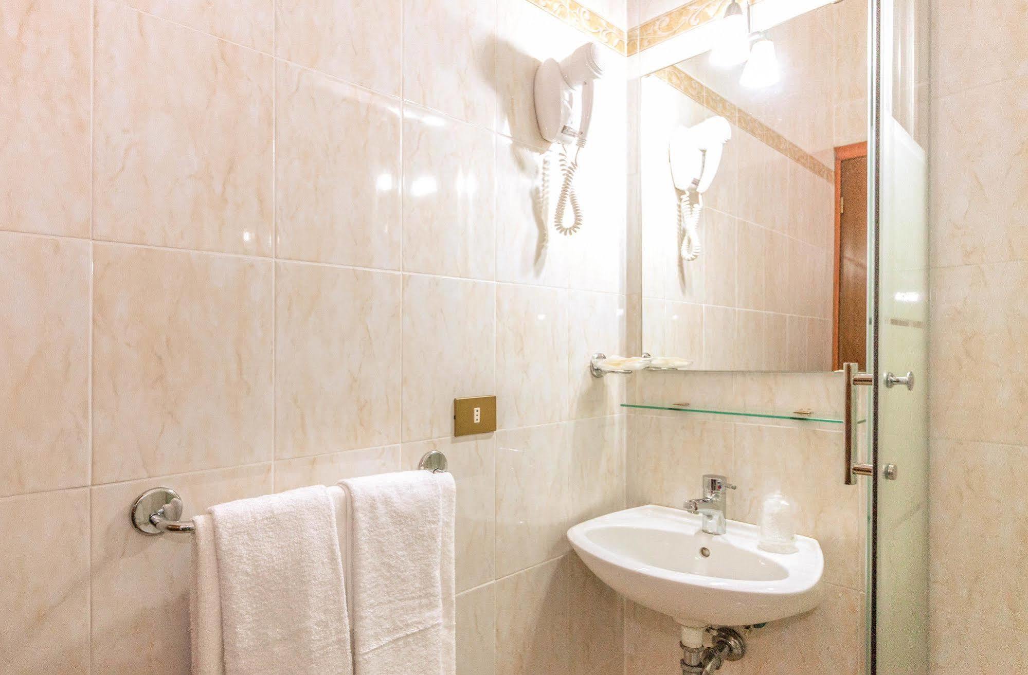 Downtown Accommodation Roma Exterior foto